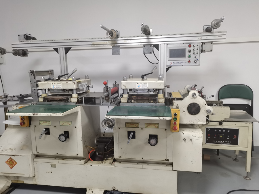 雙座模切機(jī)